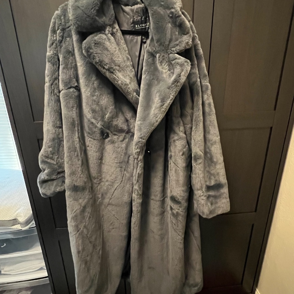 Faux Fur Coat - Picture 3 of 4